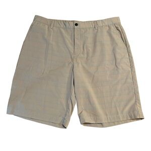 Adidas Men’s‎ Golf Shorts Tan and Blue Stripe Size 40